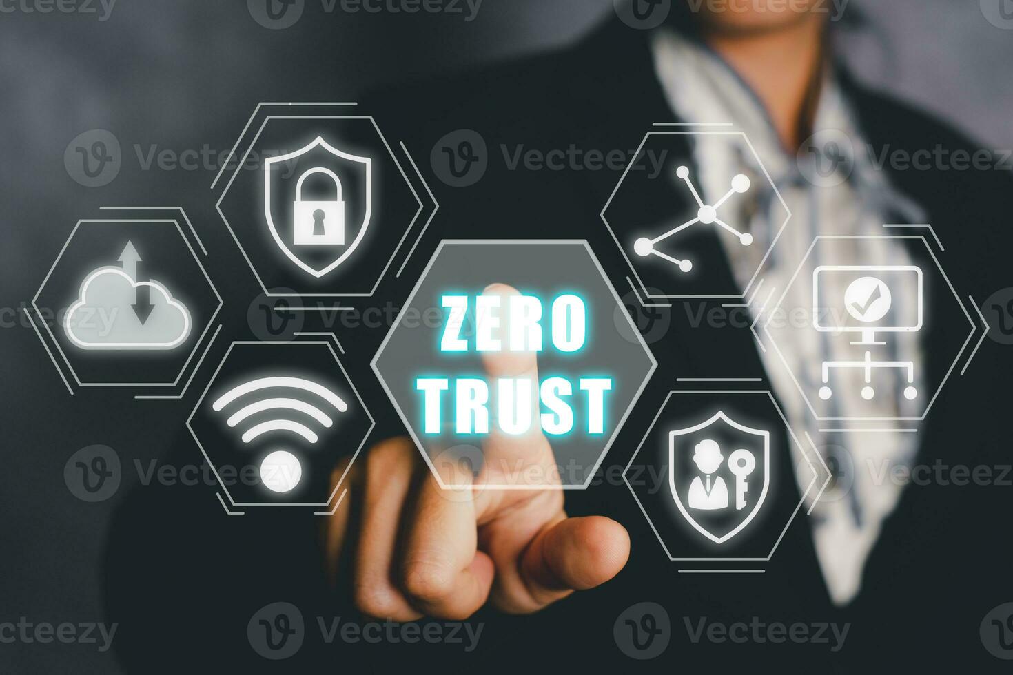 nul vertrouwen veiligheid concept, persoon hand- aanraken nul vertrouwen icoon Aan virtueel scherm. foto