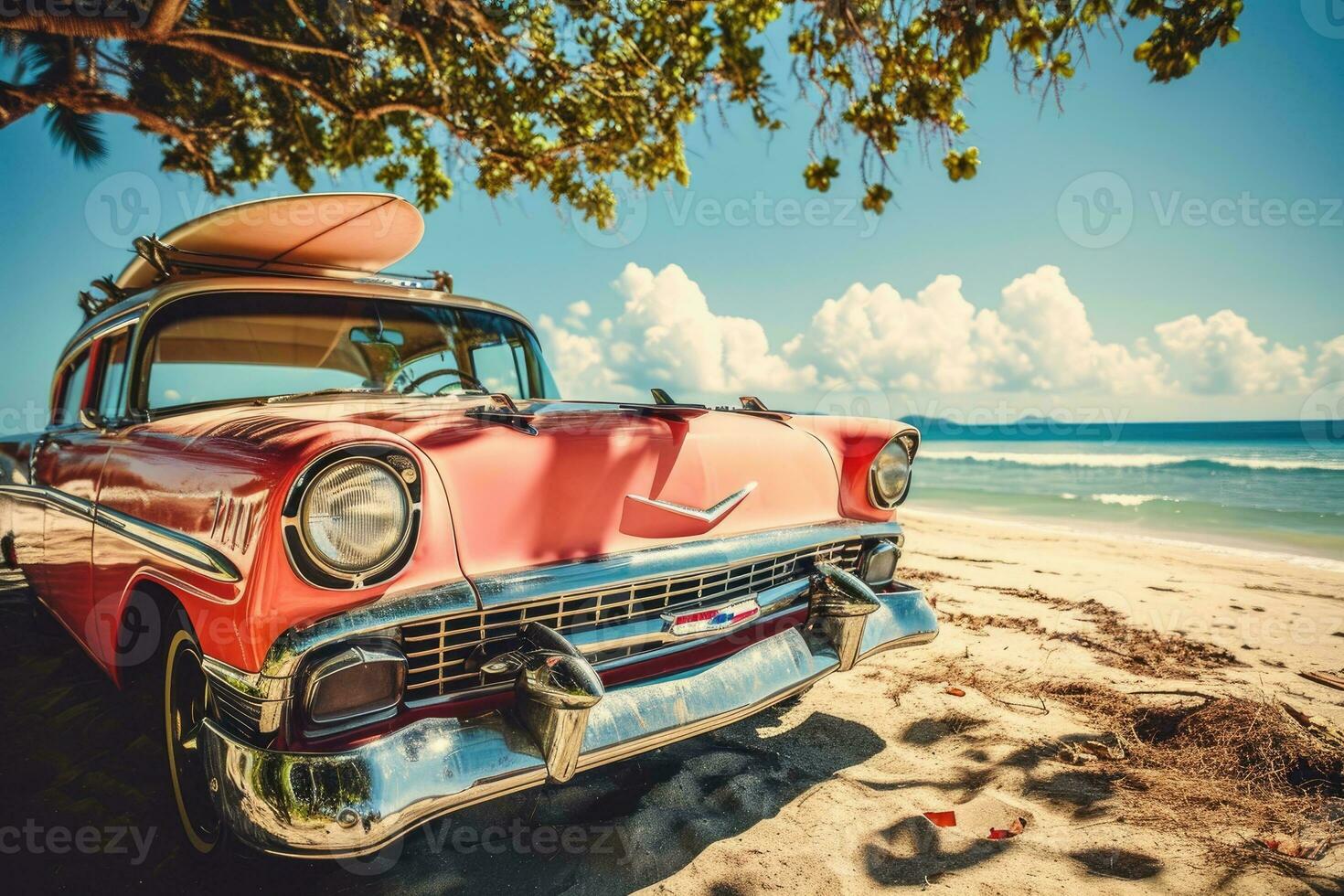 ai gegenereerd een oud auto geparkeerd Aan een tropisch strand met een kano Aan de dak. foto