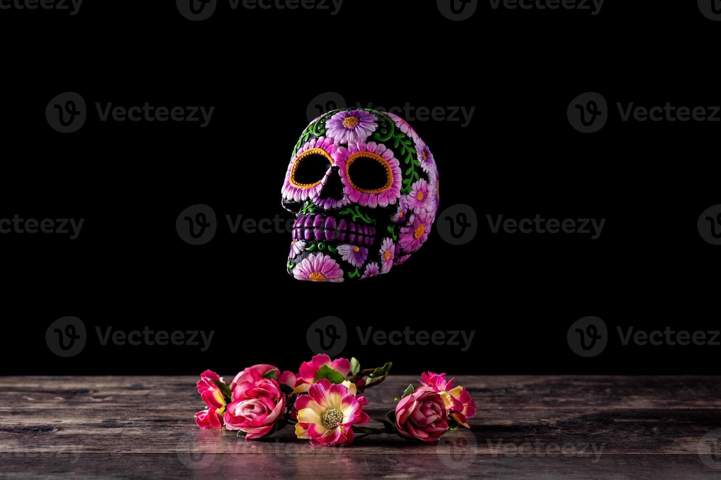 typisch Mexicaanse schedel en bloemendiadeem foto
