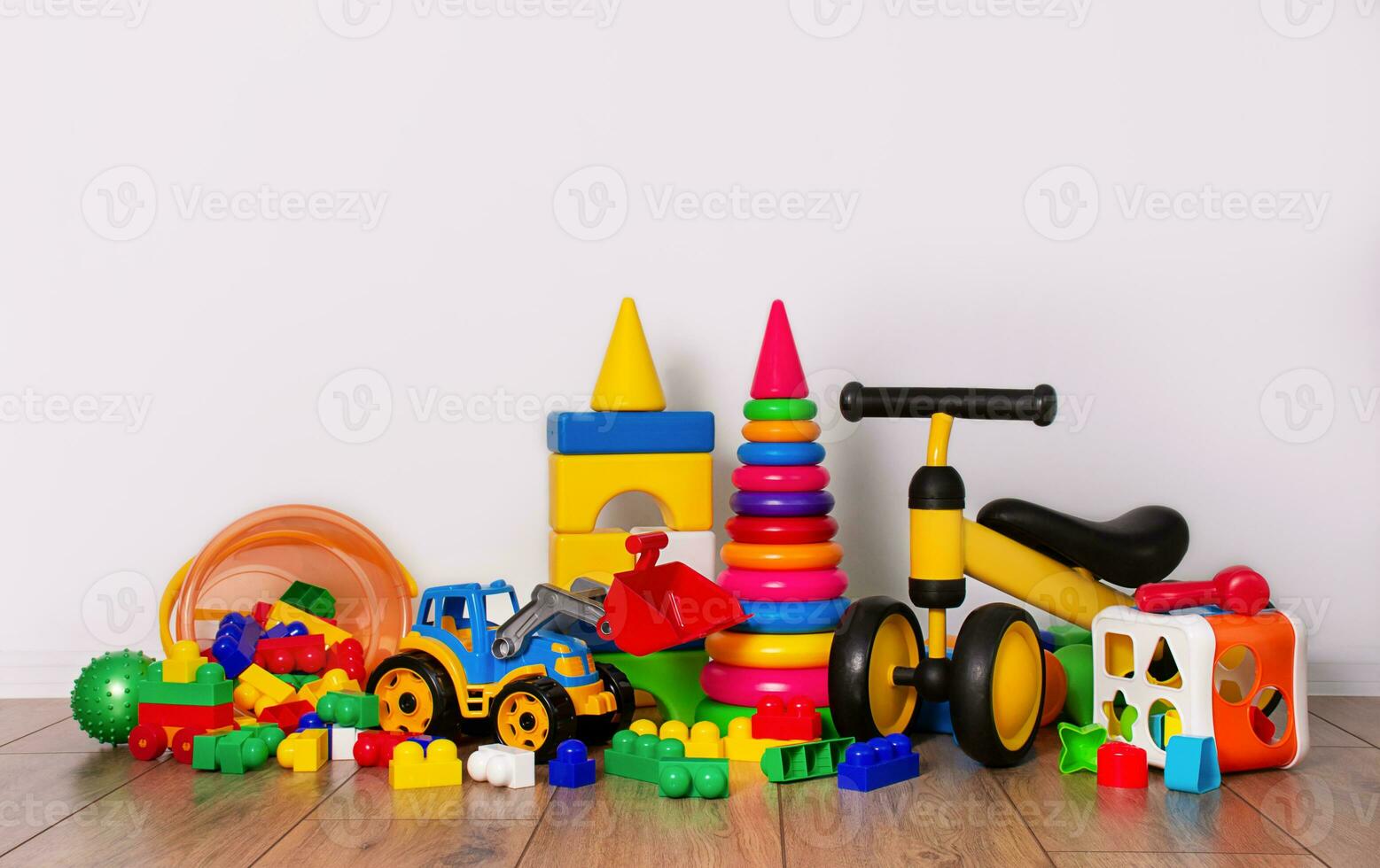 een reeks van kinderen speelgoed voor de kinderen kamer. kinderen spellen. kopiëren ruimte. foto