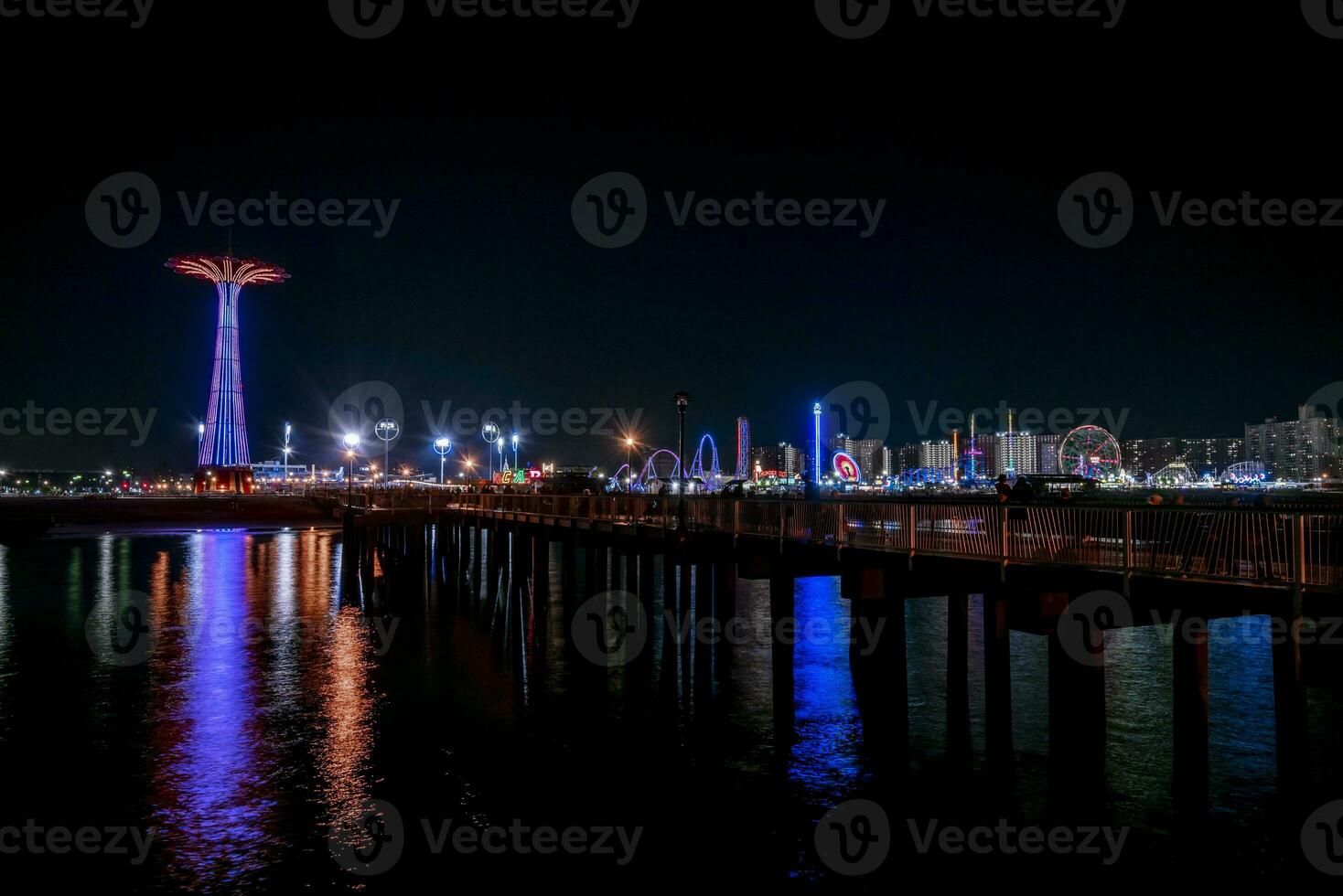 coney eiland Bij nacht foto