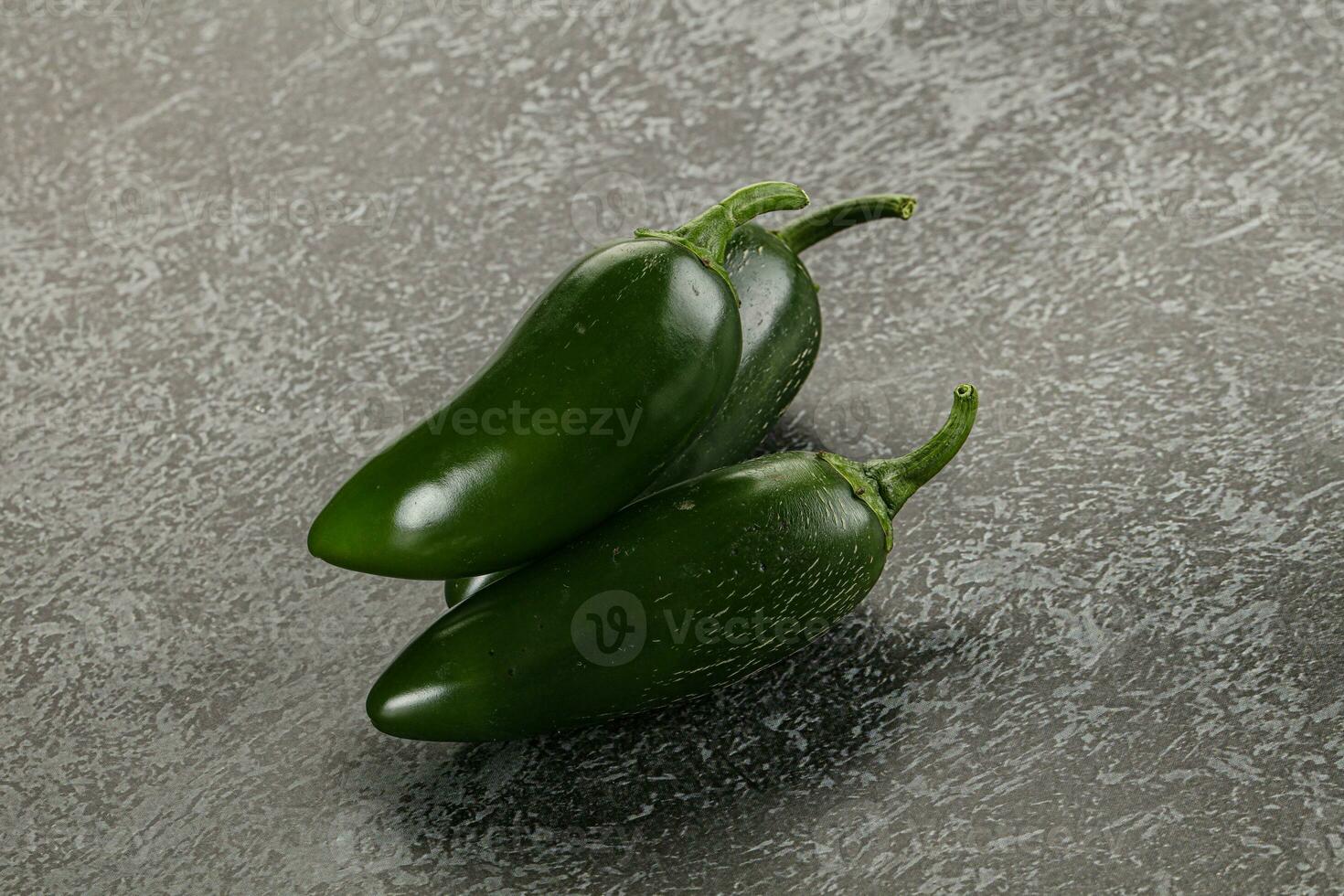 rauw groen Mexicaans jalapeno peper foto