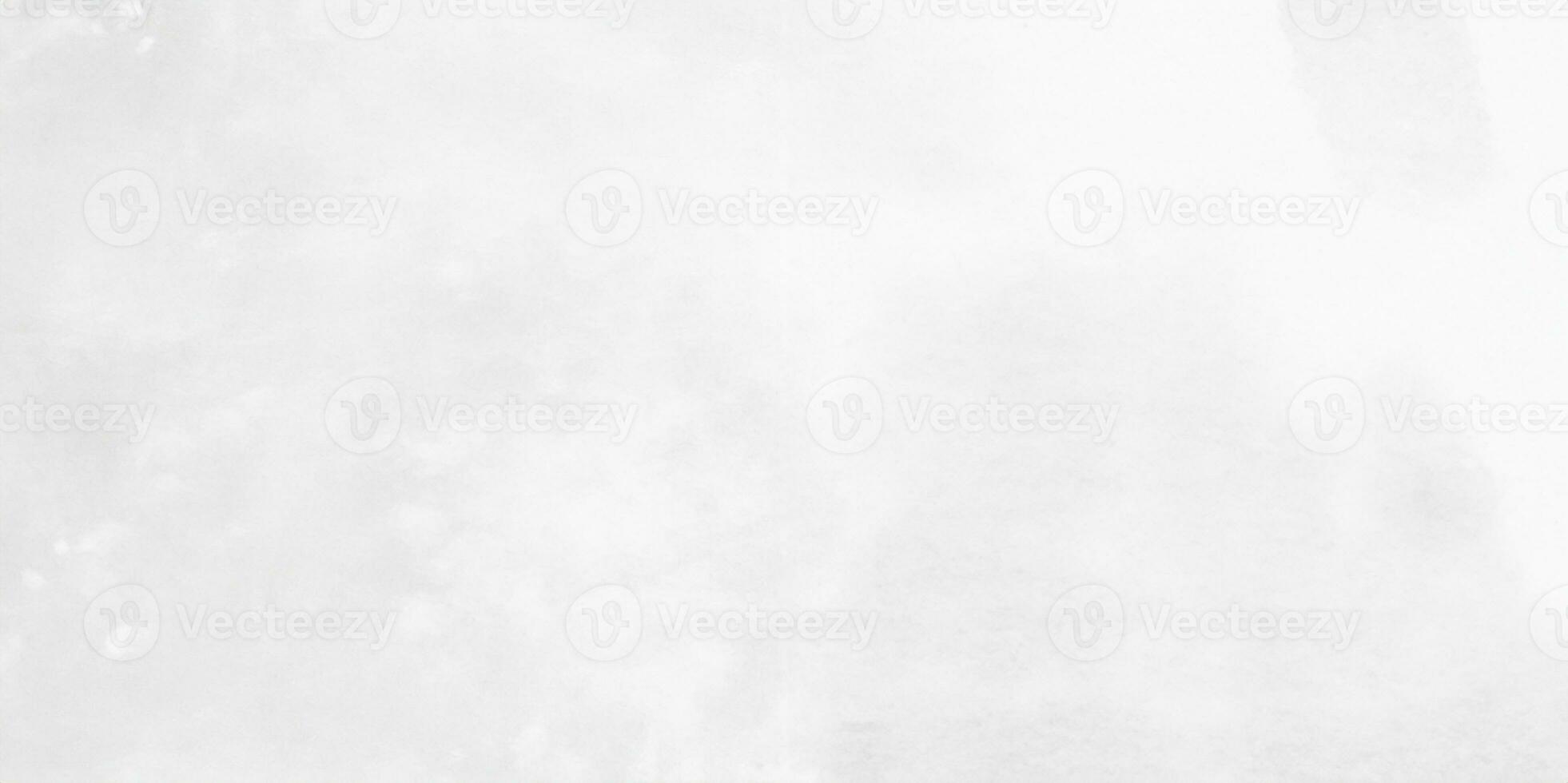 waterverf achtergrond in wit en grijs schilderij met bewolkt verontrust structuur en gemarmerd grunge, licht grijs, donker grijs en as grijs gekleurde wijnoogst abstract geschilderd achtergrond. foto