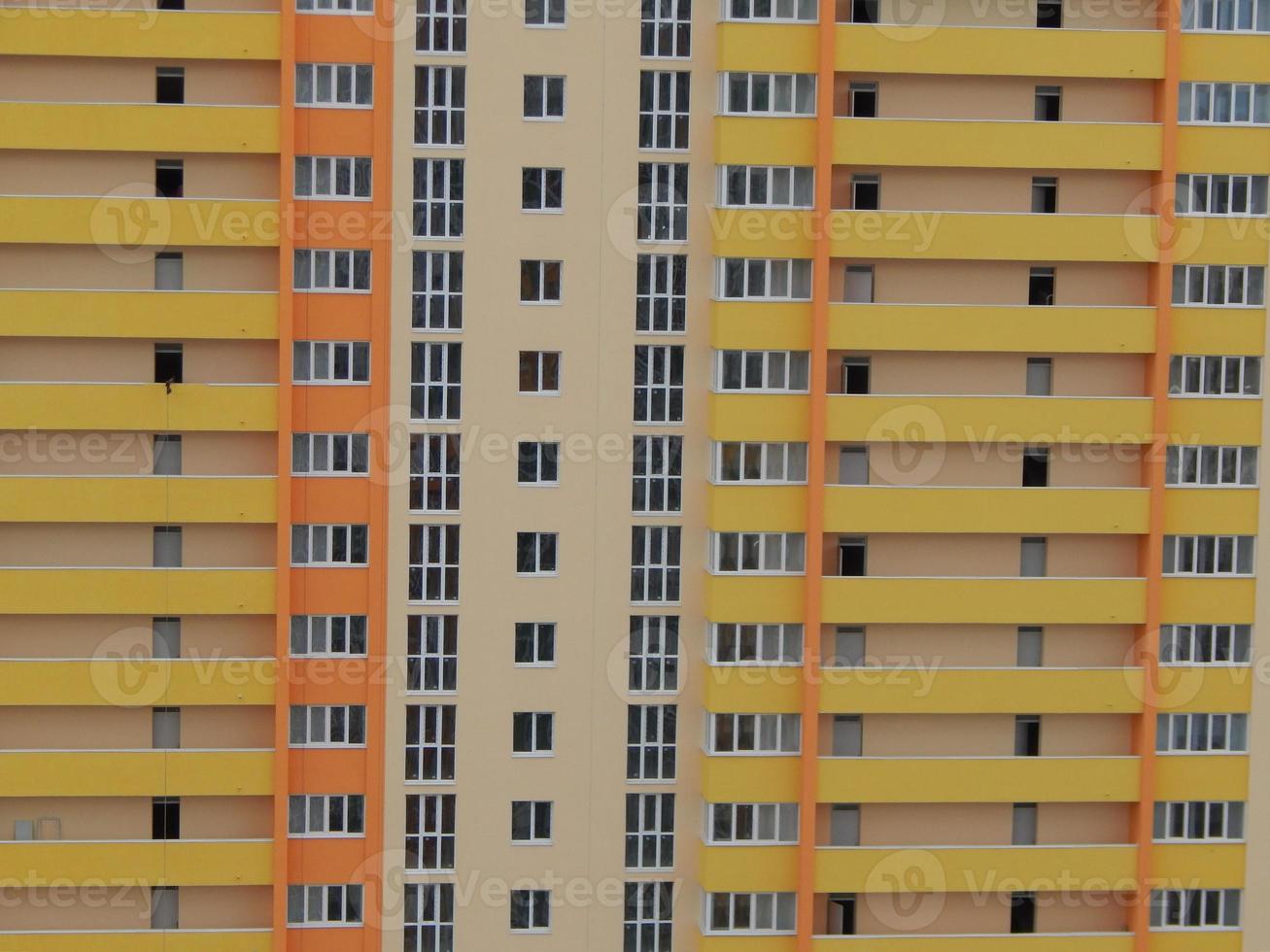 nieuwe residentiële hoogbouw en multi-appartementsgebouwen foto