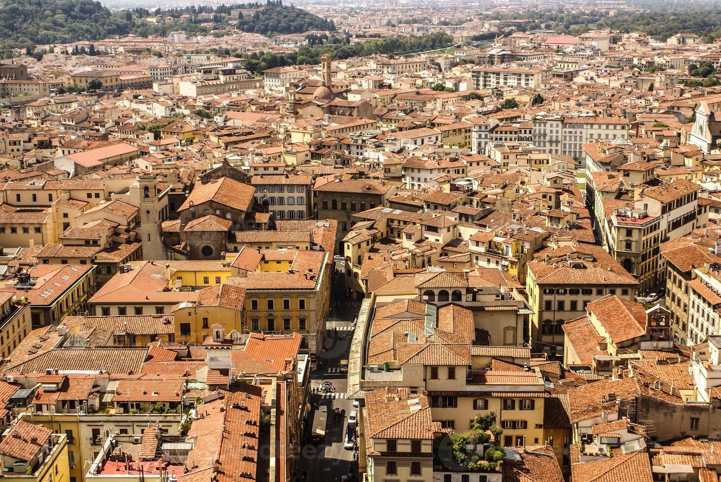 top visie van campanile Giotto Aan de historisch centrum van Florence, Italië foto