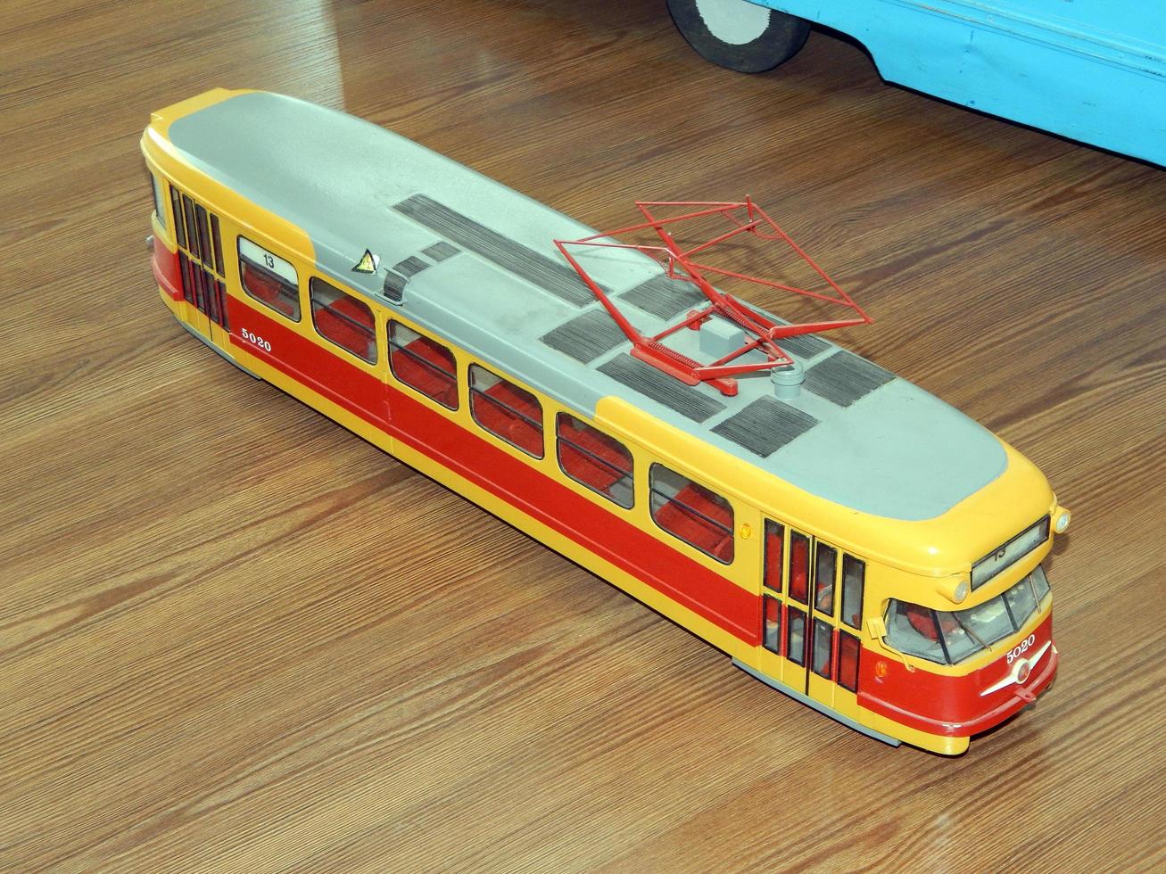 modellen van trolleybussen, modellen van elektrisch stadsvervoer foto