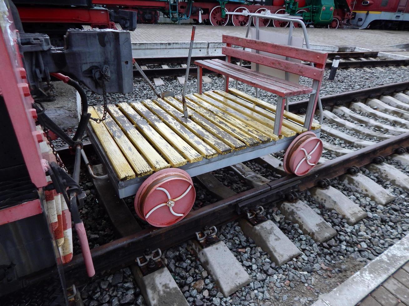 spoorweglocomotief, wagons in de trein foto