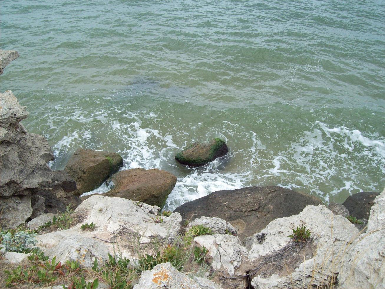 reizen naar de krim zee berglandschap foto