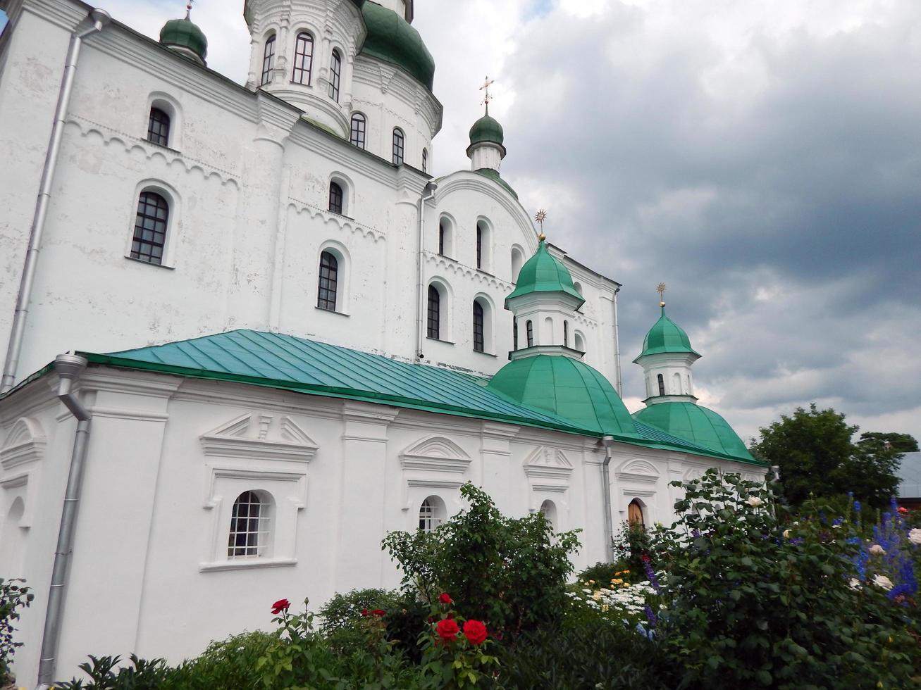 middeleeuwse architectuur van Oekraïense barok in chernigov foto