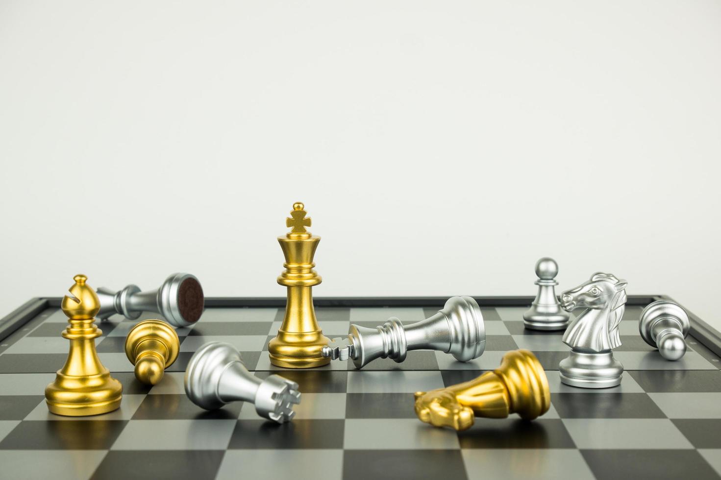 schaakspel figuren - strategie en leiderschapsconcept foto