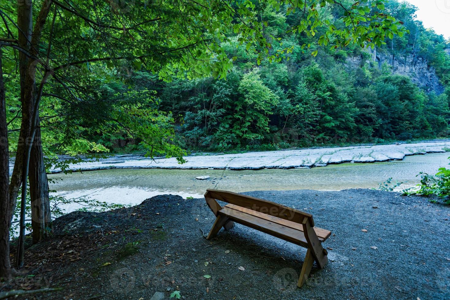 taughannock watervallen - kloofpad foto