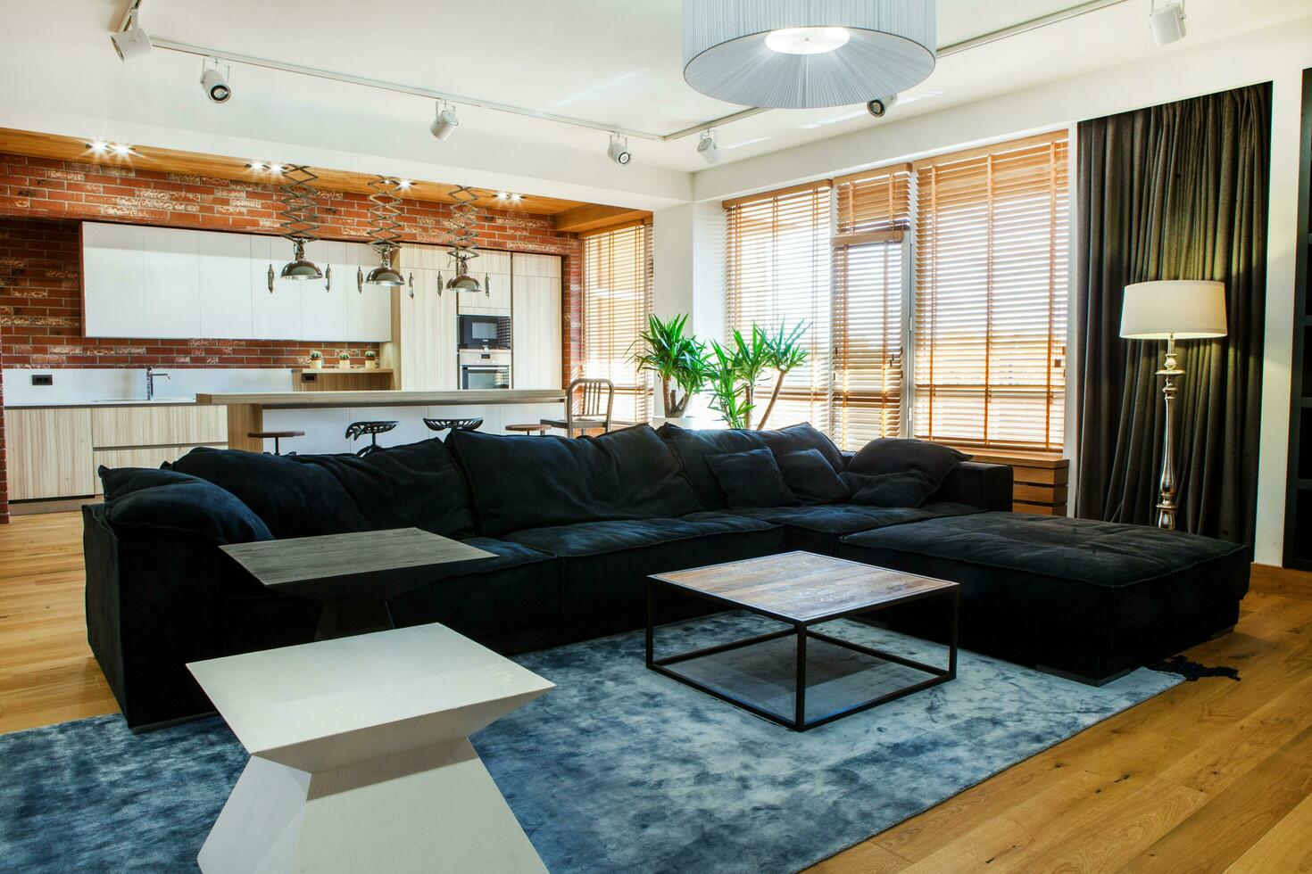 modern appartement. modern zolder appartement interieur. luxe ontwerp appartement.huis. foto
