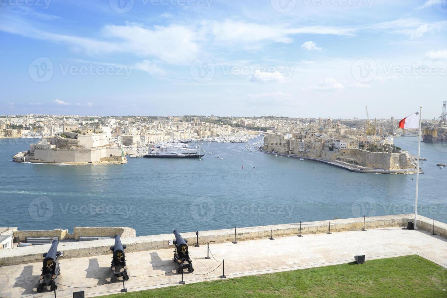 historisch Valletta - malta's versterkt havenkant foto