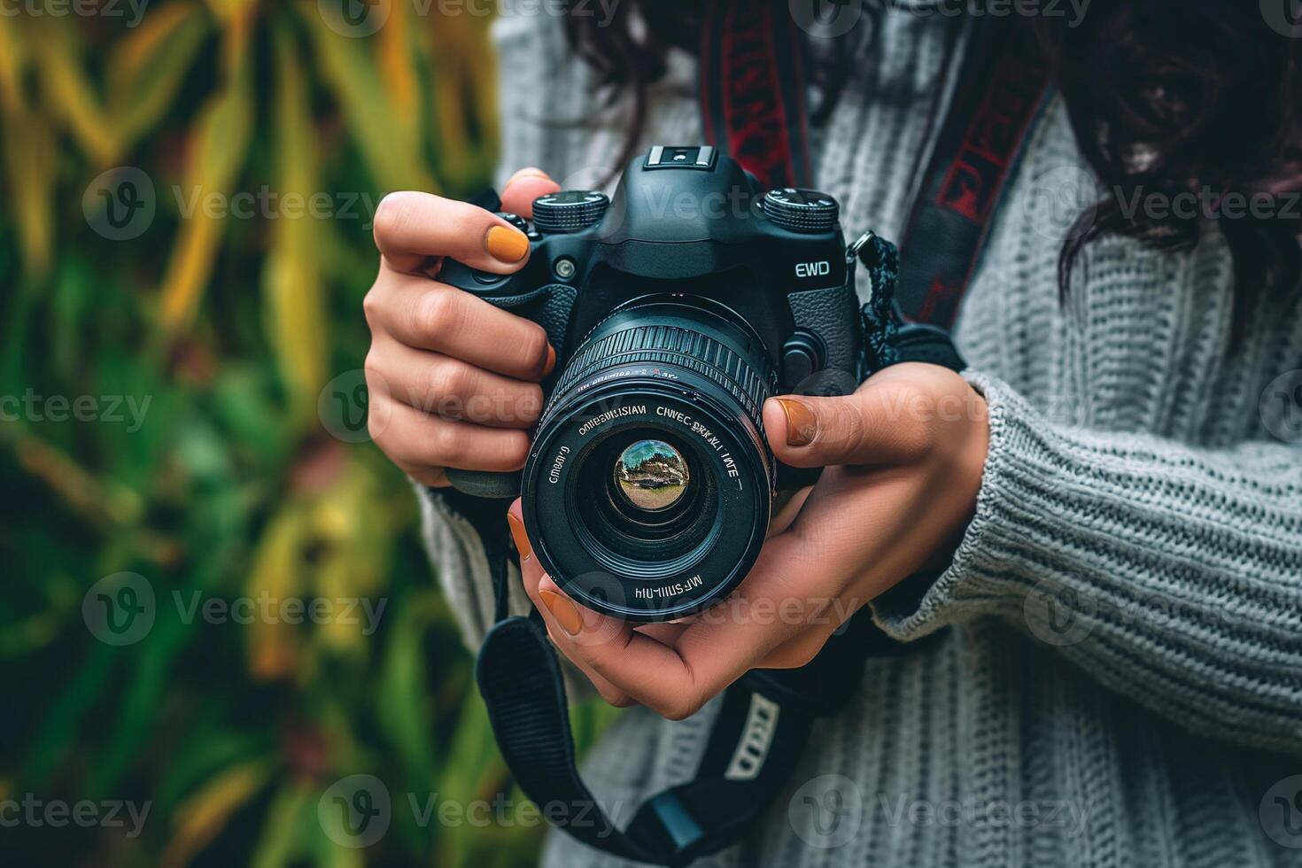 ai gegenereerd vrouw handen Holding een camera foto