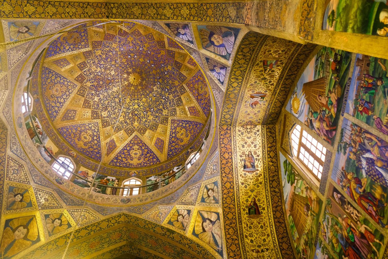 nieuwe julfa, isfahan, iran, 2016 - Binnenaanzicht van vank, Armeense heilige verlosserkathedraal. foto