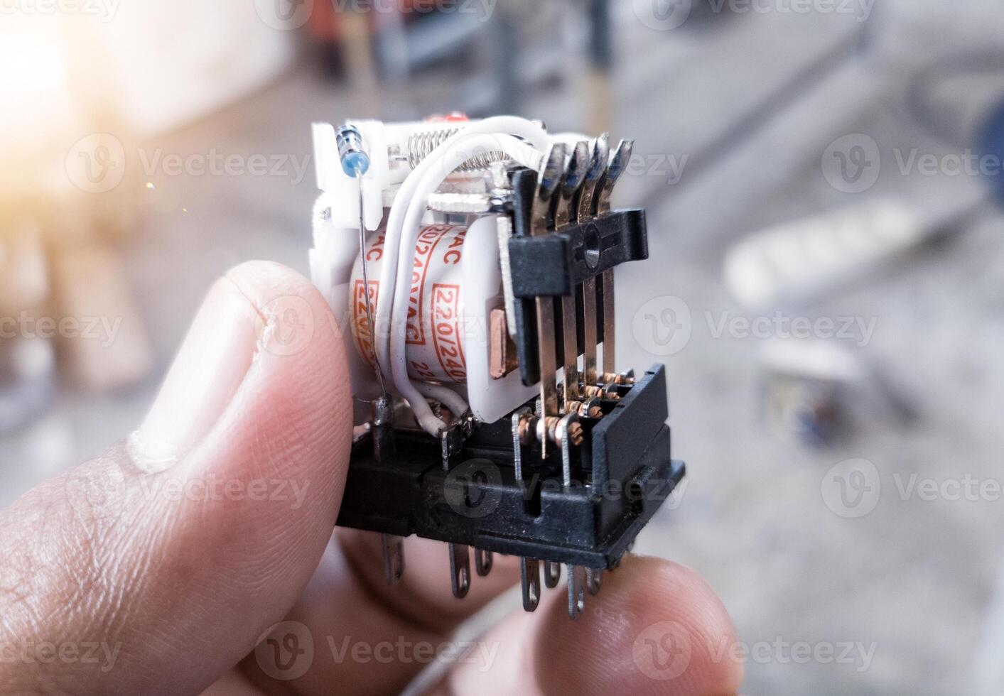 detail van contact magnetisch relais laag Spanning, elektrisch bestanddeel van magnetisch relais. foto