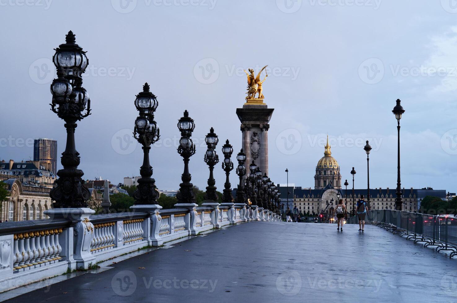 de pont de la concorde. deze is een boog brug aan de overkant de Seine in Parijs Verbinden de quai des tuileries Bij de plaats de la concorde. foto