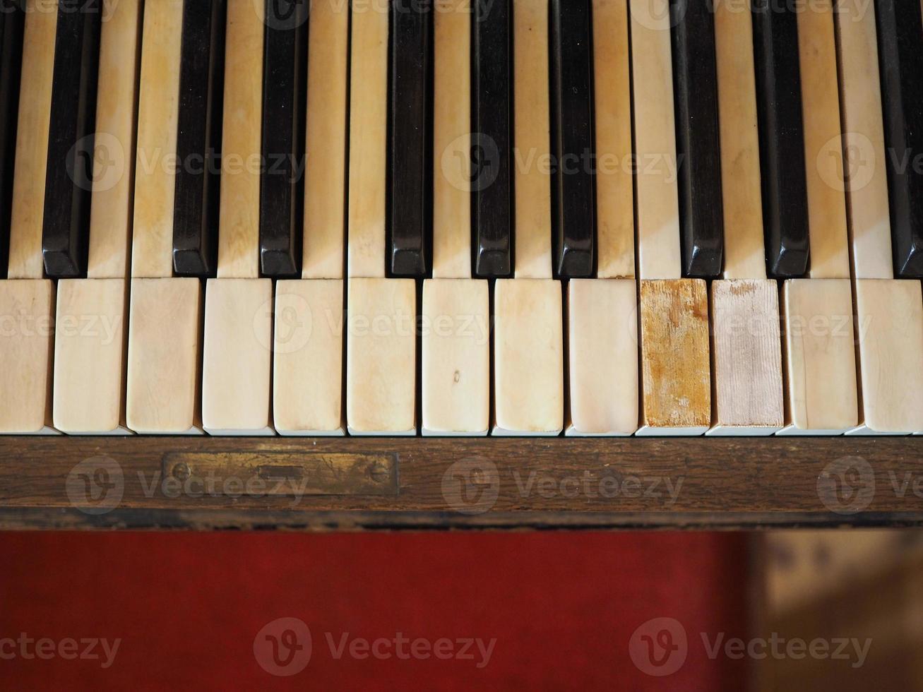 detail van pianotoetsenbord foto