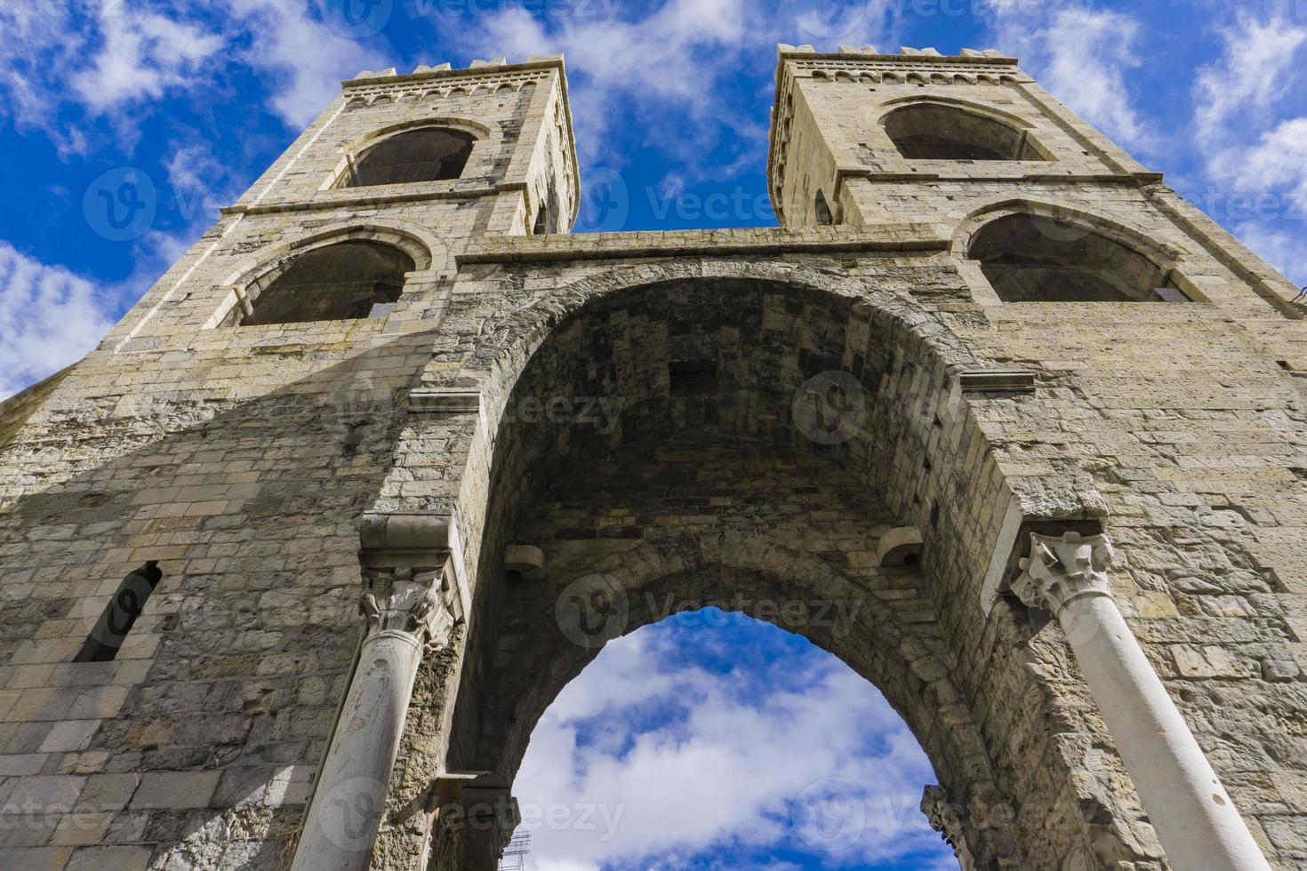 porta soprana in genua foto