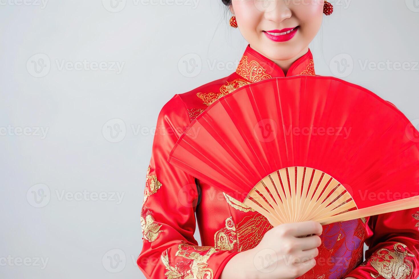 ai gegenereerd portret fotografie. Aziatisch Chinese vrouw glimlachen in traditioneel cheongsam qipao jurk Aan wit of grijs achtergrond. Chinese nieuw jaar festival concept. foto