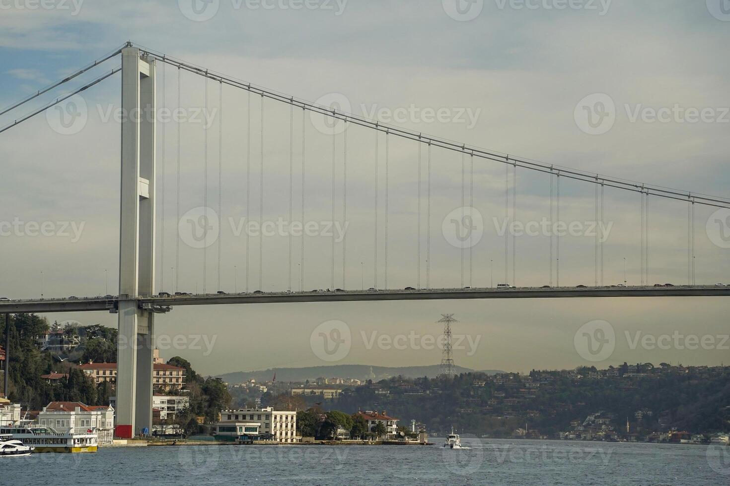 15 temmuz sehitler koprusu brug Istanbul Bosporus reis foto