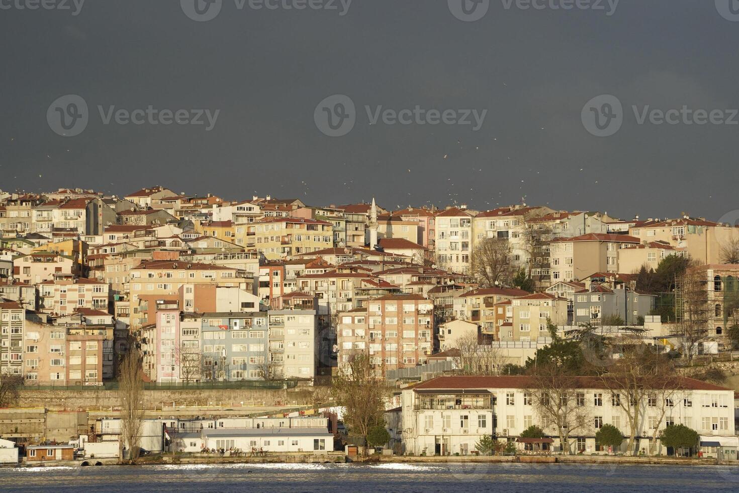 visie van gouden toeter Bij zonsondergang van balat wijk in Istanbul, kalkoen. foto