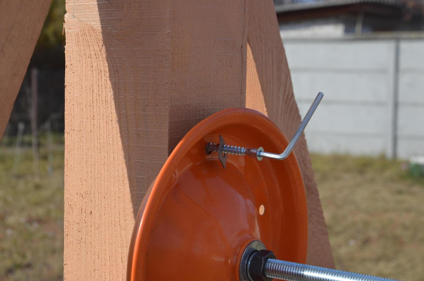 houten huis voor drinkwaterput foto