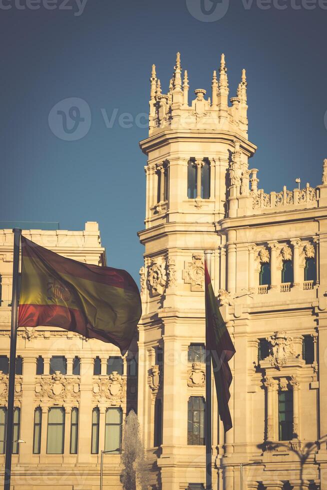 cibeles paleis is de meest prominent van de gebouwen Bij de plein de cibeles in Madrid, Spanje. deze indrukwekkend gebouw is de Madrid stad hal. foto