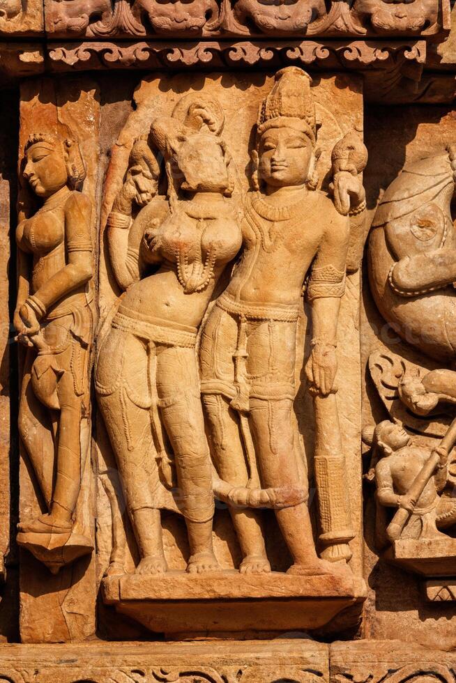 sculpturen Aan adinat jain tempel, khajuraho foto