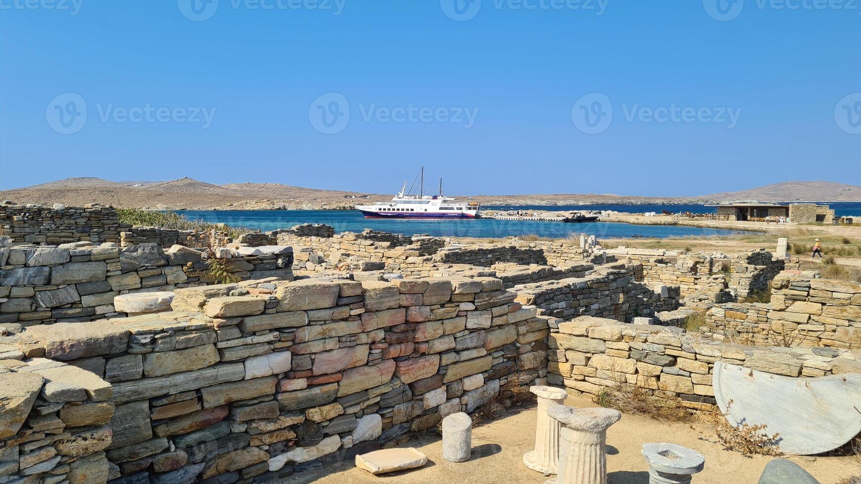 delos eiland, een juweel in de Egeïsch zee, houdt rijk mythologisch en archeologisch betekenis foto