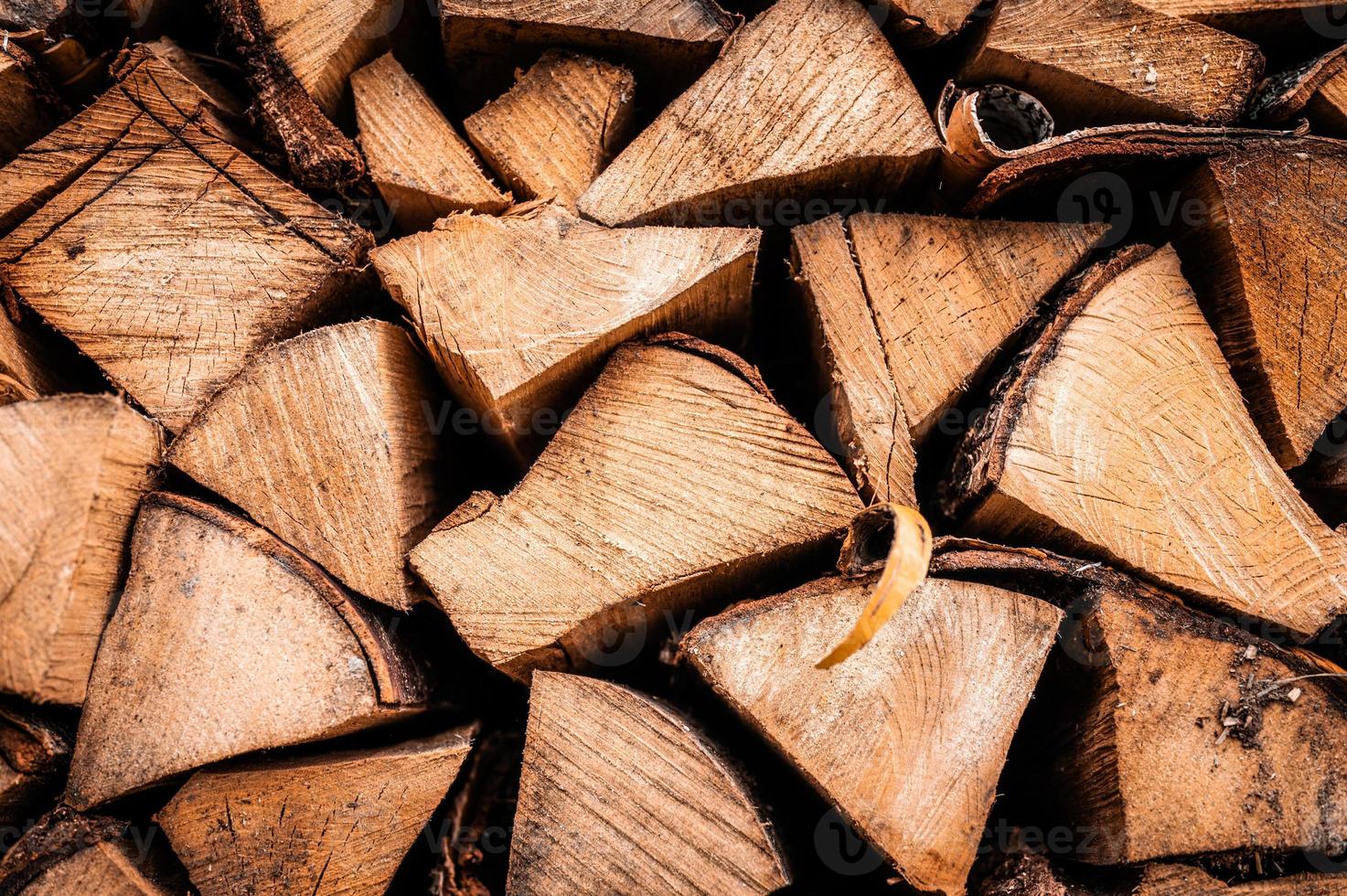 brandhout logs achtergrond textuur houtstapel foto