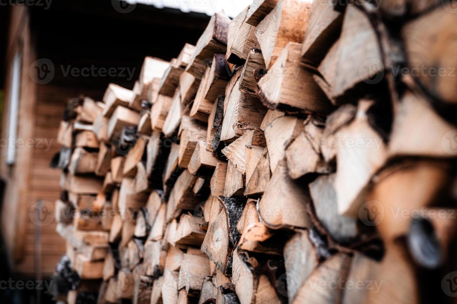 brandhout logs achtergrond textuur houtstapel foto