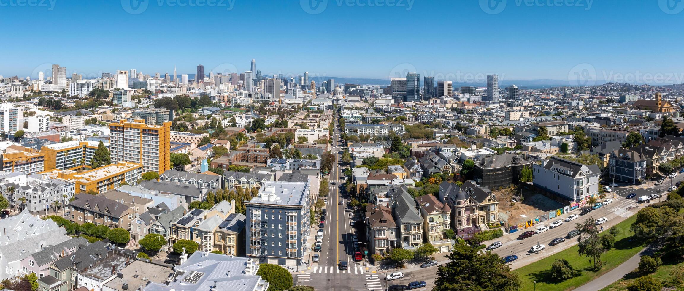 antenne visie van de san francisco stad hal Aan een zonnig dag foto