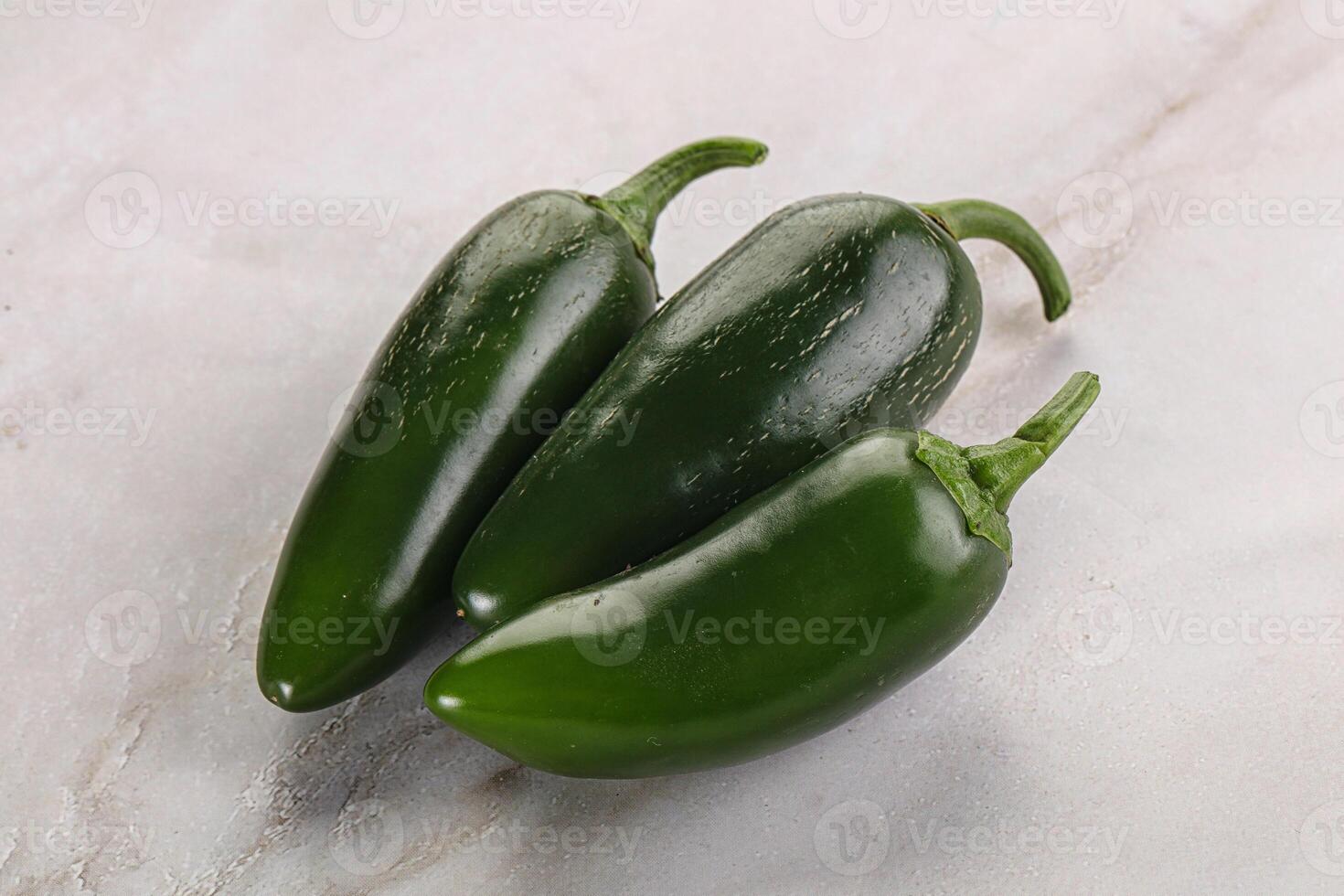 rauw groen Mexicaans jalapeno peper foto