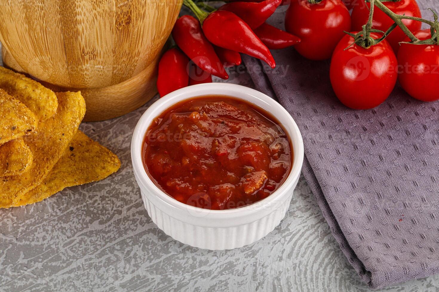 pittig Mexicaans saus salsa dip foto