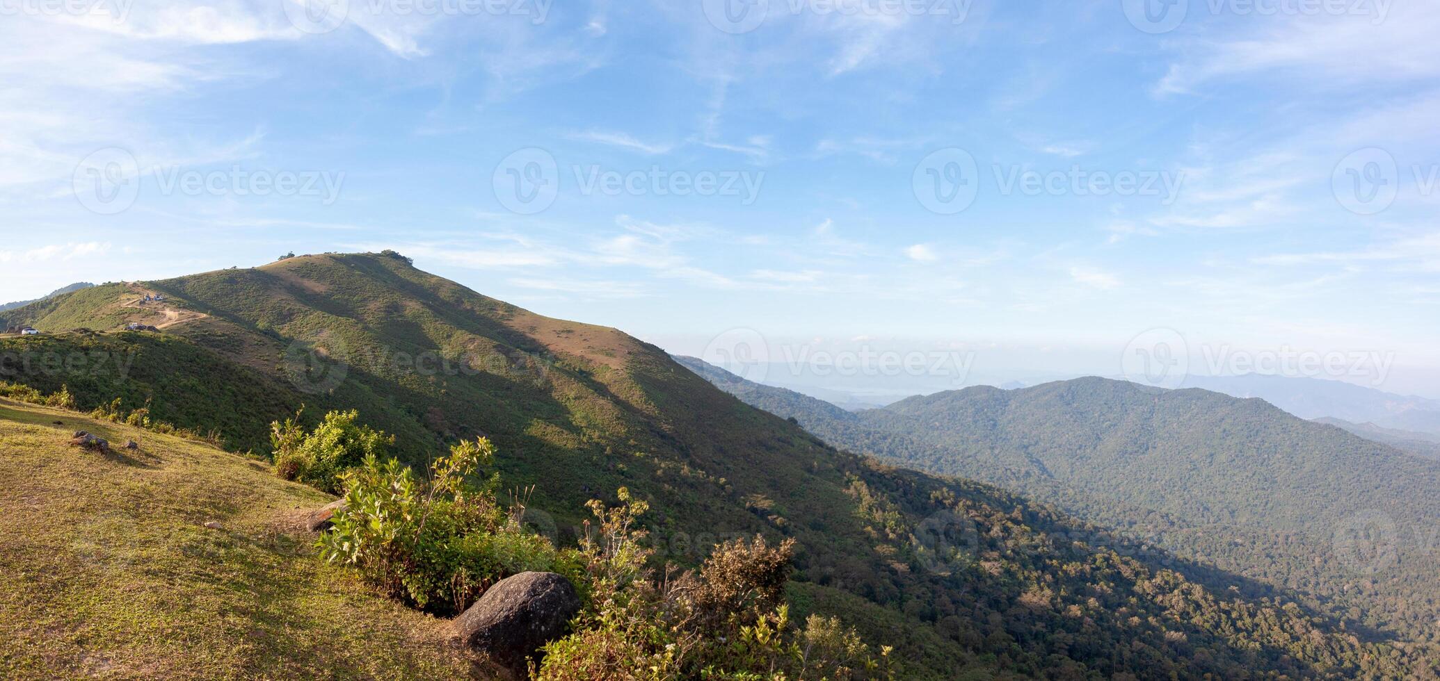 gezichtspunt, bergtop camping grond Bij doi dus ik malai nationaal park, Thailand foto