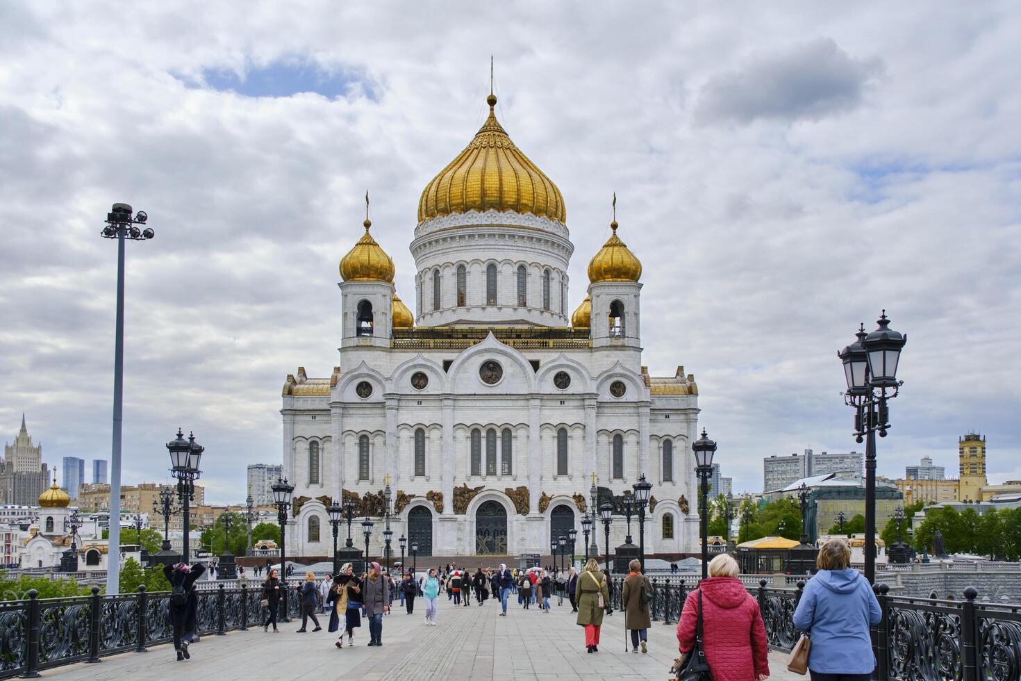 Rusland Moskou 08.05.2023.de kathedraal van Christus de redder Aan een bewolkt dag. foto