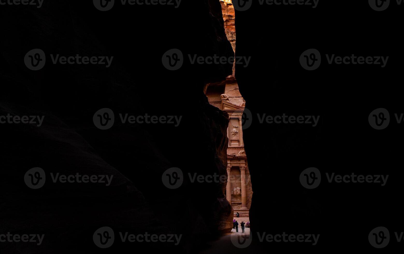 schoonheid van rotsen en oude architectuur in petra, Jordanië. oude tempel in petra, Jordanië. foto