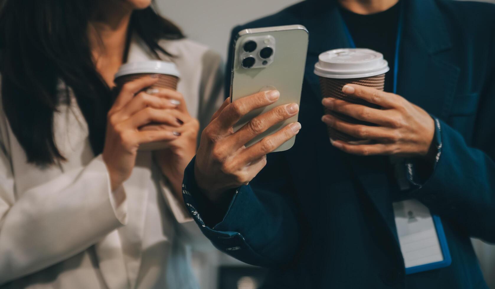 bedrijf team koffie breken kom tot rust concept foto