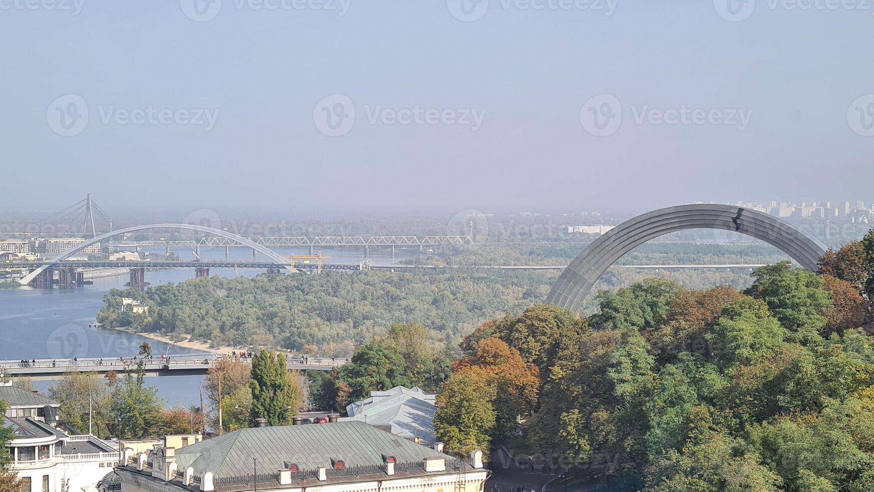 panorama van de dnjepr rivier, een wandelen in de omgeving van kiev, de hoofdstad van Oekraïne foto