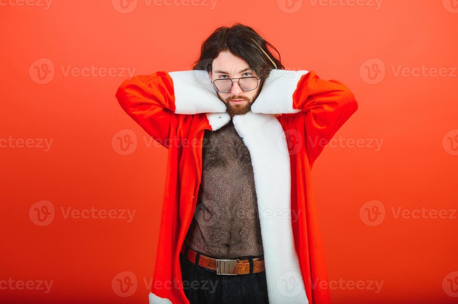 nieuw jaar homo feest. een homo Mens in een de kerstman pak. gelijkwaardigheid. lgbt gemeenschap. foto