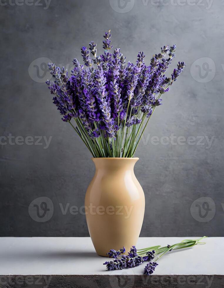 ai gegenereerd lavendel bloemen in een vaas in grijs achtergrond foto