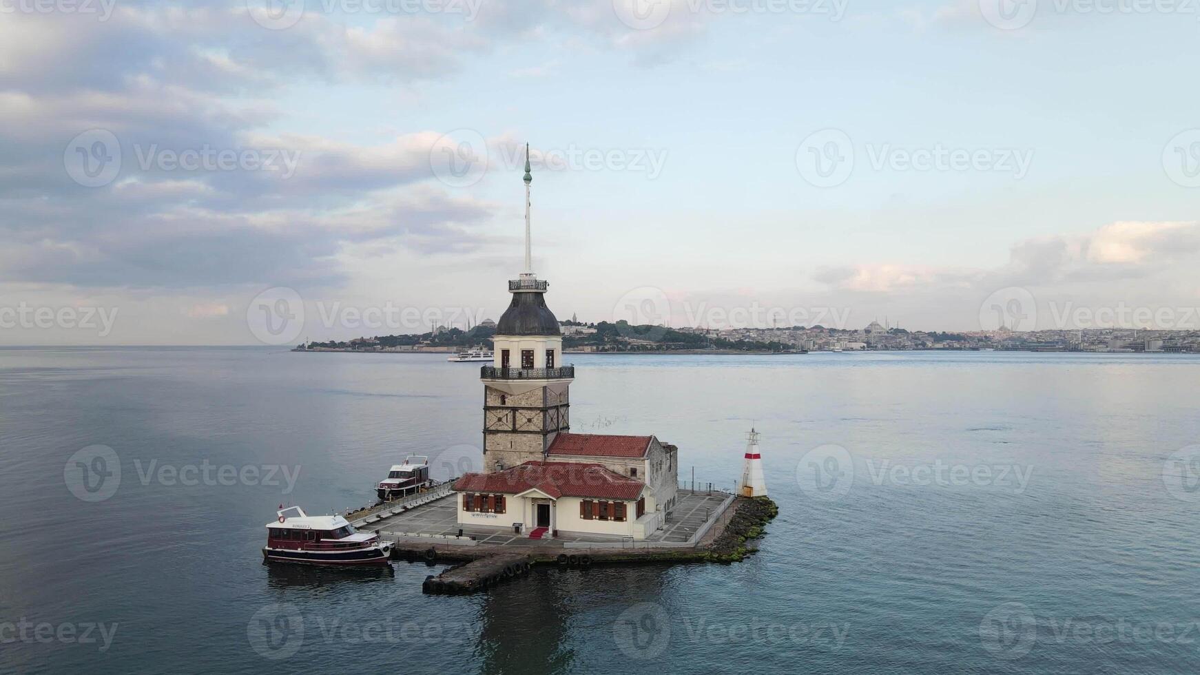 meisjesnaam toren Istanbul antenne visie foto