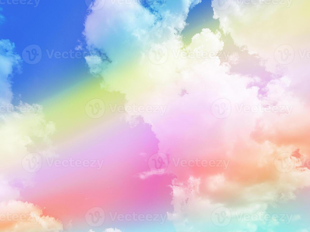 schoonheid zoet pastel blauw en geel kleurrijk met pluizig wolken Aan lucht. multi kleur regenboog afbeelding. abstract fantasie groeit licht foto