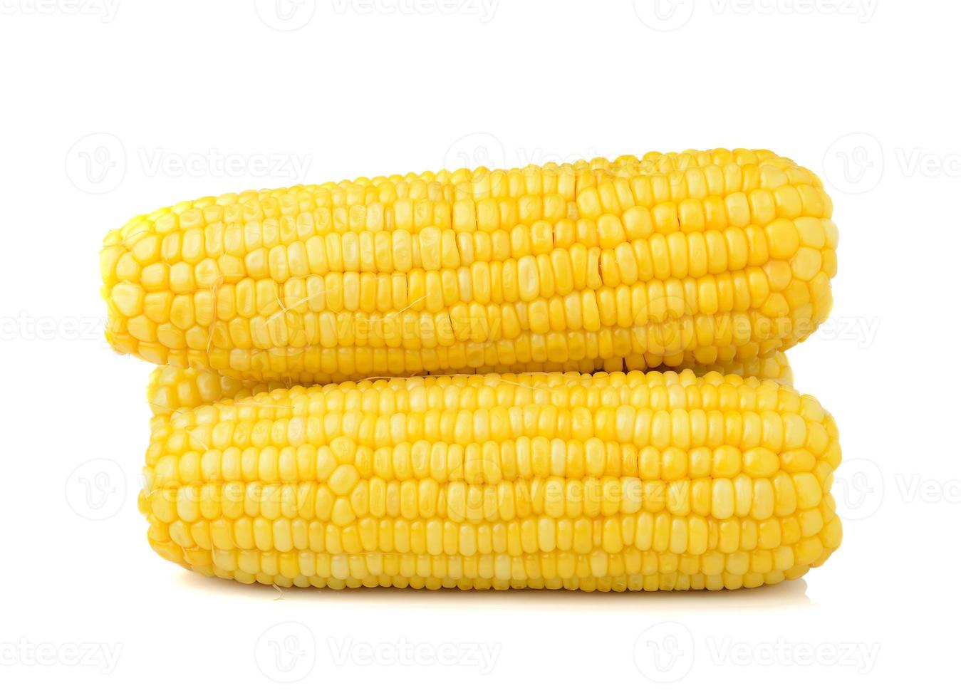 maïs geïsoleerd op een witte achtergrond foto