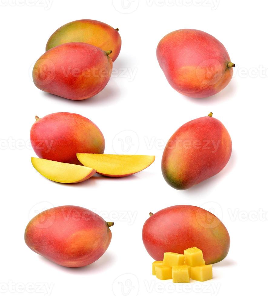 mango geïsoleerd op witte achtergrond foto