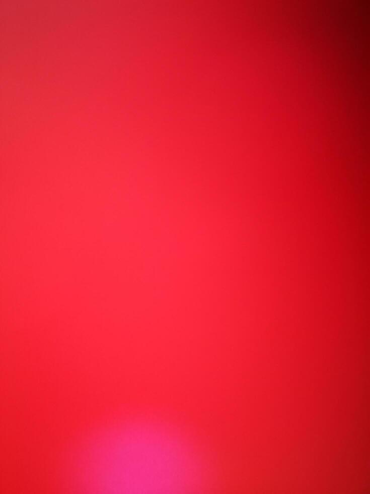 gestempeld rood kleur Aan wit papier helling achtergrond foto