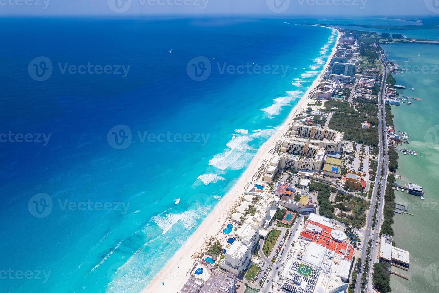 antenne visie van Cancun hotel zone, Mexico foto