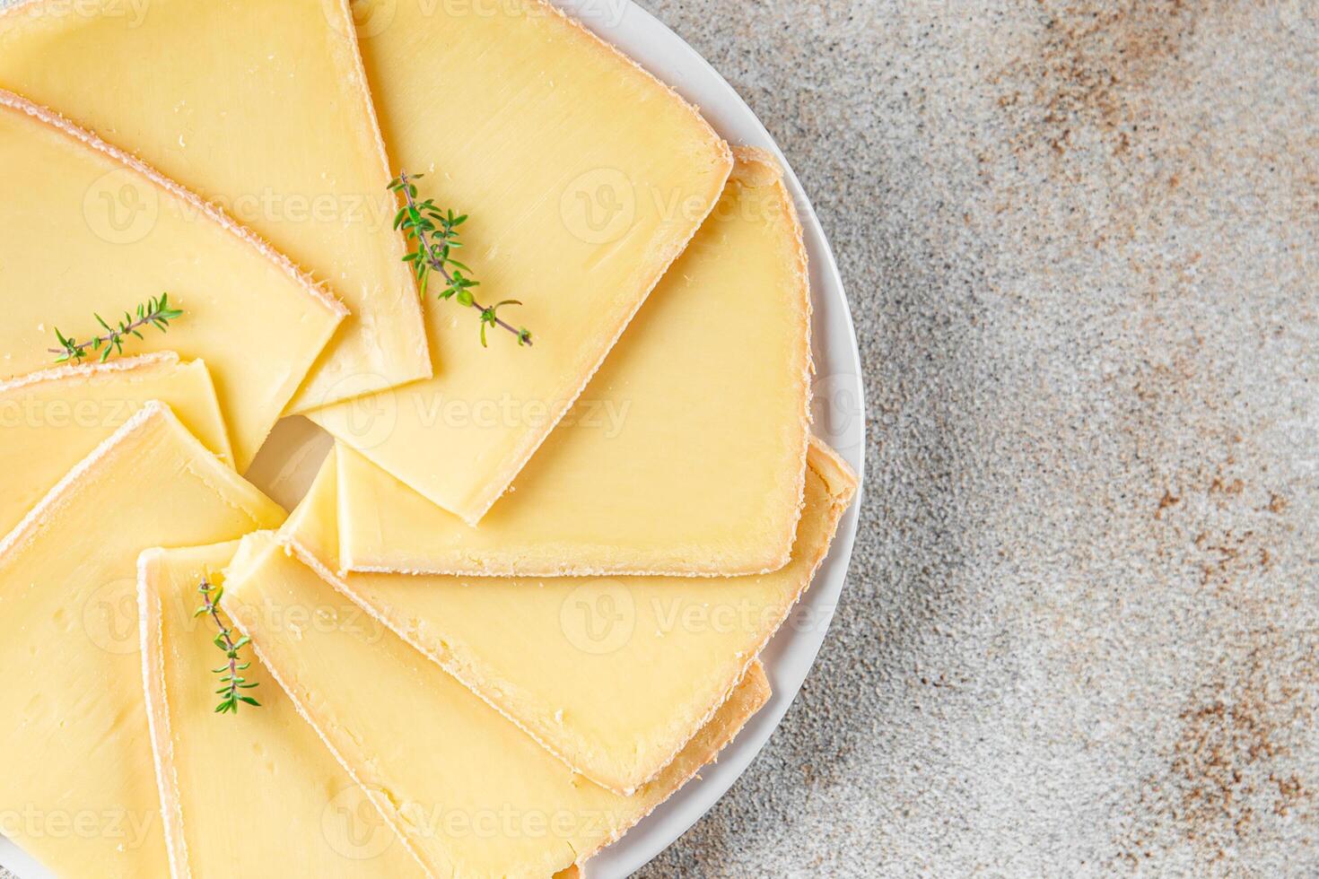 raclette kaas smakelijk aan het eten heerlijk traditioneel maaltijd Koken voorafje maaltijd voedsel tussendoortje foto