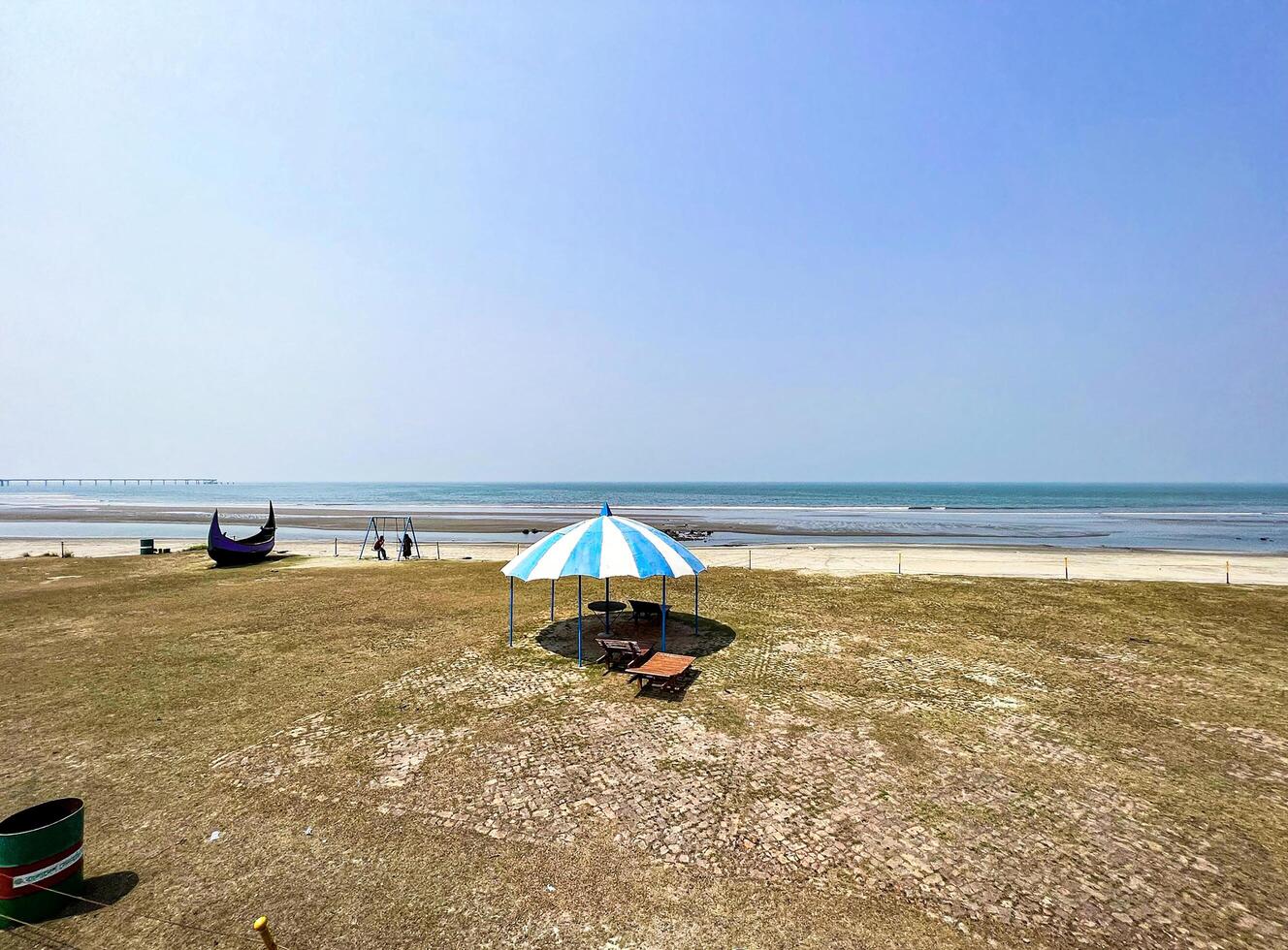 stuur bazaar de grootste zee strand in de wereld foto